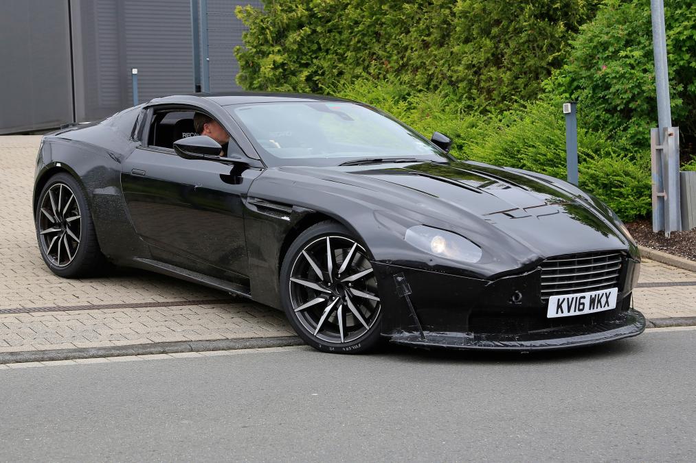 NFS - Need for Speed - Aston Martin V8 Vantage