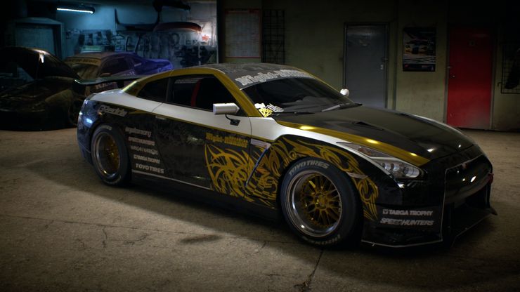 NISSAN GT-R "GOLD3N" dla kemot5647